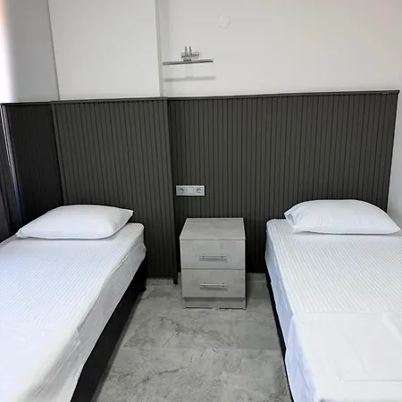 Hotel Yoeruek Grand Palace Halic